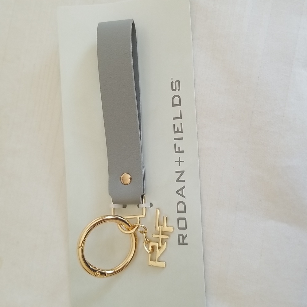 New Gold Grey Leather Strap Keychain